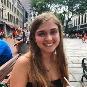 Meet your Posher, Casey